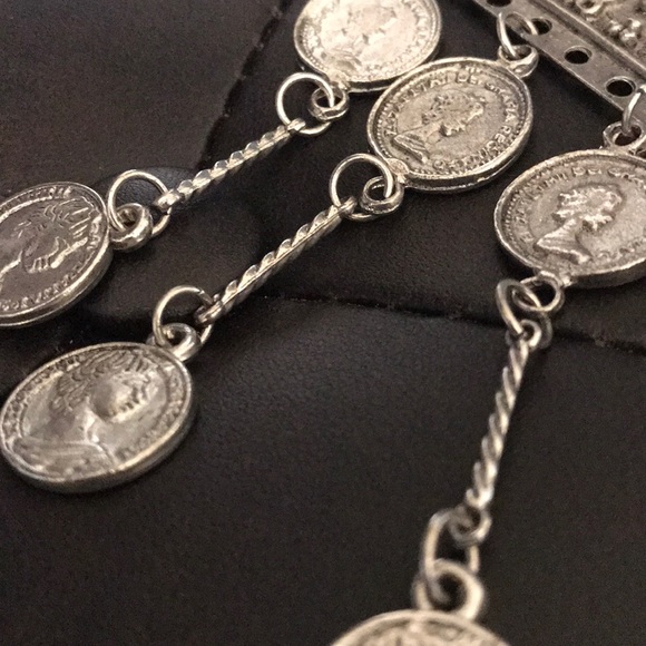 Vintage Tribal Necklace - Picture 6 of 8